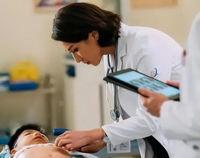 別再看《巨塔之后》強(qiáng)推5部醫(yī)療職業(yè)劇看完秒懂啥叫緊張刺激(圖9)