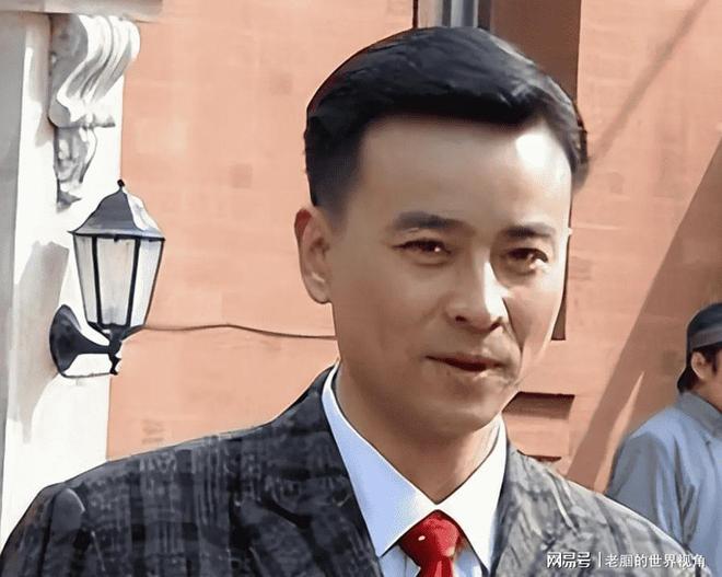 恩愛十幾年難抵殘酷現(xiàn)實(shí)？羅鋼娶小23歲郝蕾年齡差原來不算坎(圖11)